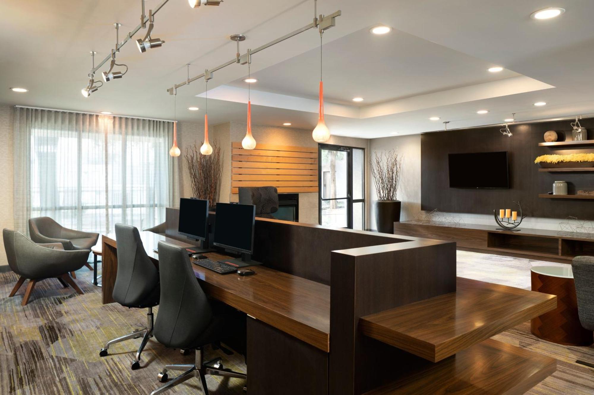 מלון Courtyard By Marriott- Austin ראונד רוק מראה חיצוני תמונה